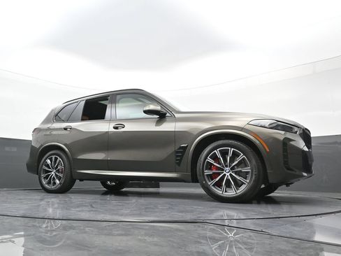 New 2026 BMW X5 xDrive50e w/ M Sport Package AWD/4WD image 21