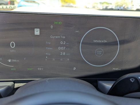 Used 2025 Hyundai Sonata Limited FWD image 32