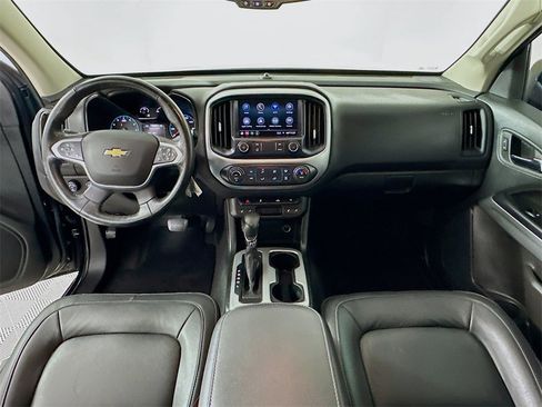 Used 2022 Chevrolet Colorado LT w/ Luxury Package image 3