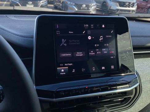 Used 2022 Jeep Compass Latitude image 14