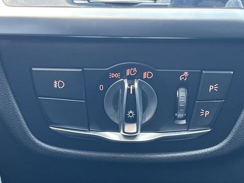 Used 2021 BMW X4 xDrive30i image 13