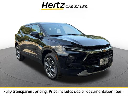 Used 2026 Chevrolet Blazer LT FWD image 1