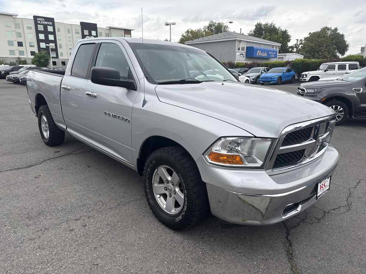 Used 2012 RAM 1500 Classic SLT AWD/4WD image 4