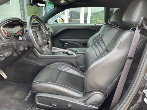 Used 2022 Dodge Challenger SRT Hellcat Redeye image 14