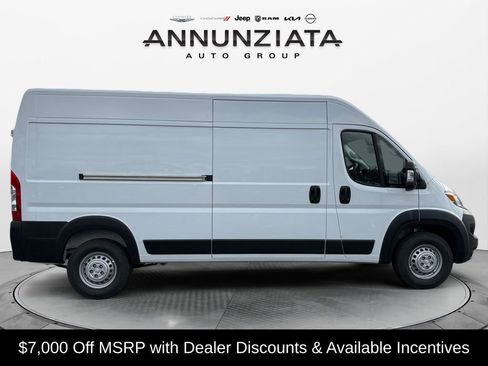 New 2026 RAM ProMaster 3500 w/ Premium Convenience Group FWD image 6