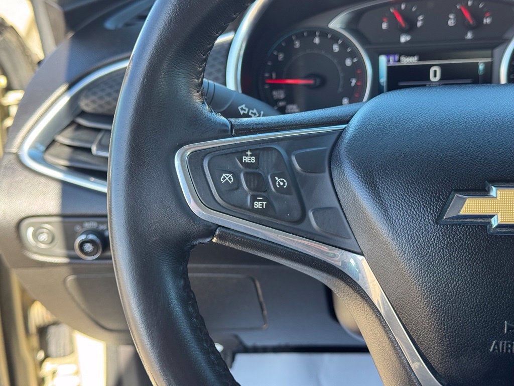 Used 2016 Chevrolet Malibu LT FWD image 12