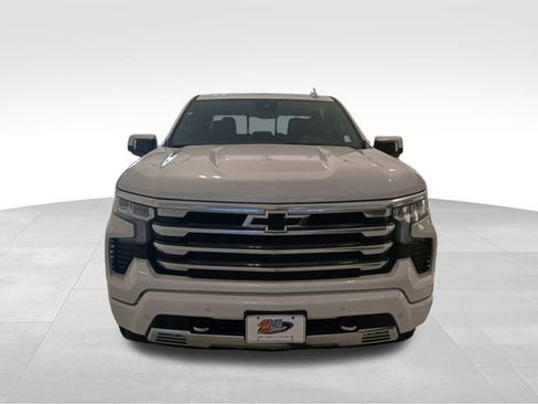 Used 2023 Chevrolet Silverado 1500 High Country w/ High Country Premium Package image 8