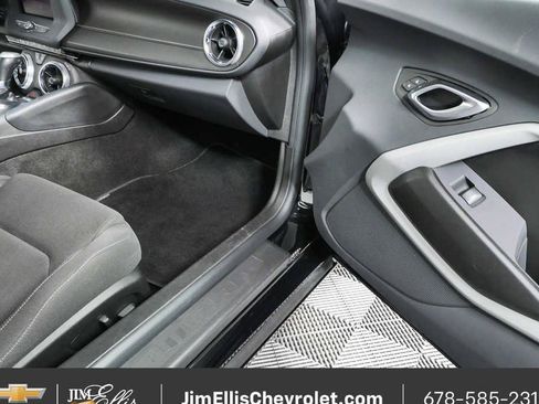 Certified 2023 Chevrolet Camaro LT RWD image 19