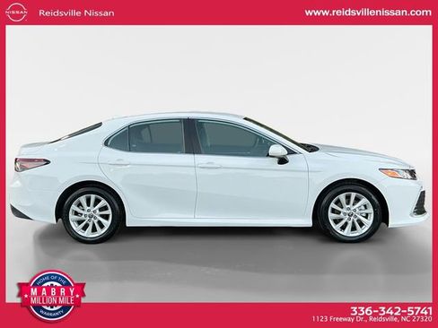 Used 2024 Toyota Camry LE image 7