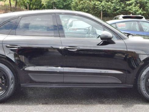 Used 2021 Porsche Macan AWD/4WD image 12