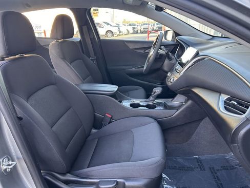 Used 2023 Chevrolet Malibu LT image 12