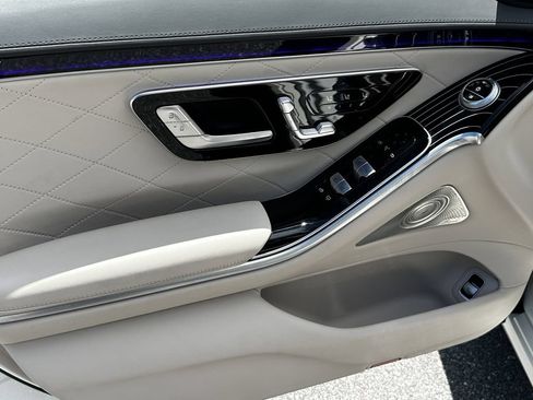 Certified 2023 Mercedes-Benz S 580 4MATIC Sedan image 11