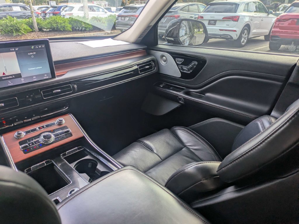 Used 2022 Lincoln Aviator Reserve w/ Equipment Group 201A AWD/4WD image 20