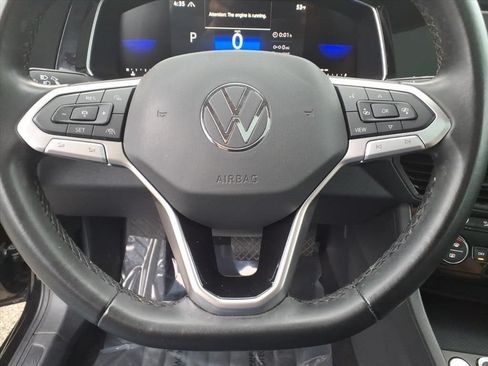 Used 2024 Volkswagen Jetta SE FWD image 17