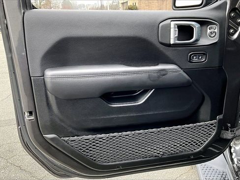 Certified 2022 Jeep Wrangler Unlimited Sahara image 26