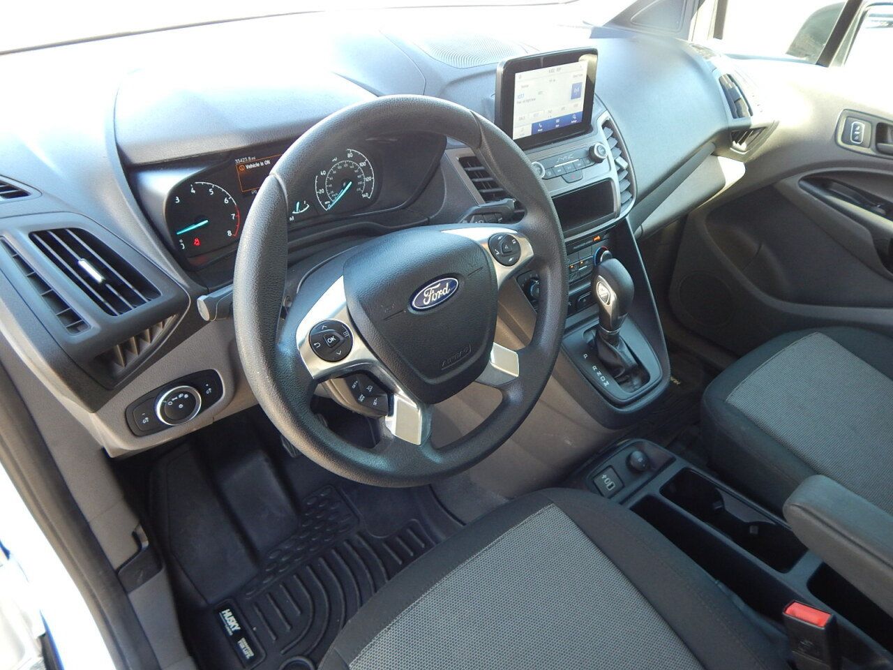 Used 2022 Ford Transit Connect XL FWD image 2