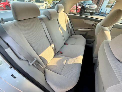 Used 2010 Toyota Corolla LE FWD image 10