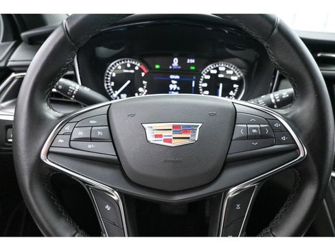 Used 2020 Cadillac XT5 Luxury FWD image 35
