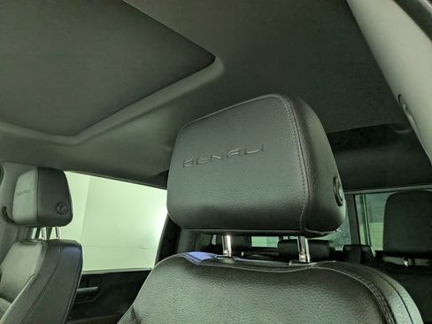 Used 2020 GMC Sierra 2500 Denali w/ Denali Ultimate Package AWD/4WD image 18