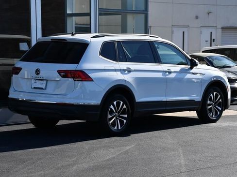 Used 2022 Volkswagen Tiguan S FWD image 7