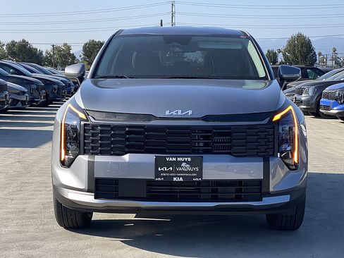 New 2026 Kia Sportage LX FWD image 8