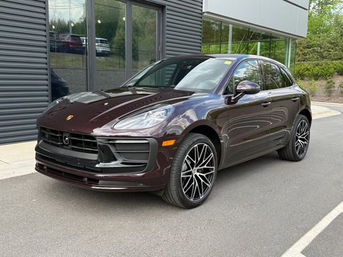 New 2026 Porsche Macan Turbo AWD/4WD image 1