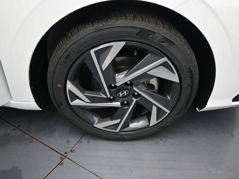 New 2025 Hyundai Elantra Sport image 26