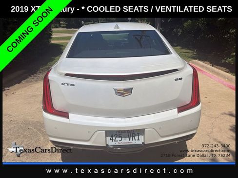 Used 2019 Cadillac XTS Luxury w/ Driver Awareness Package FWD image 5