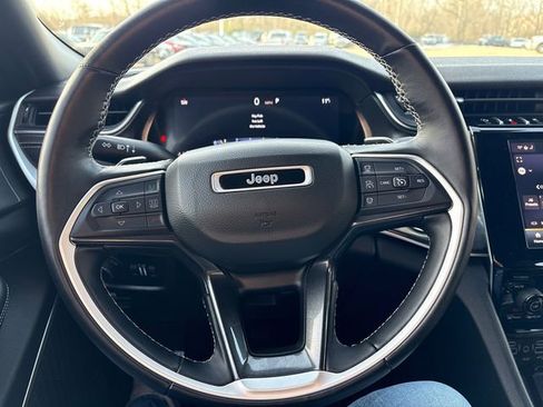 Used 2022 Jeep Grand Cherokee Altitude image 27