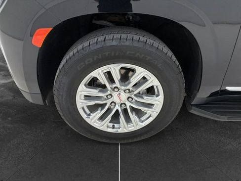 Used 2024 GMC Yukon SLT w/ Max Trailering Package AWD/4WD image 9