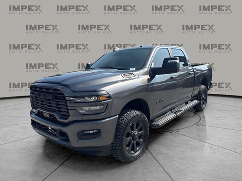 Used 2025 RAM 2500 Big Horn AWD/4WD image 1