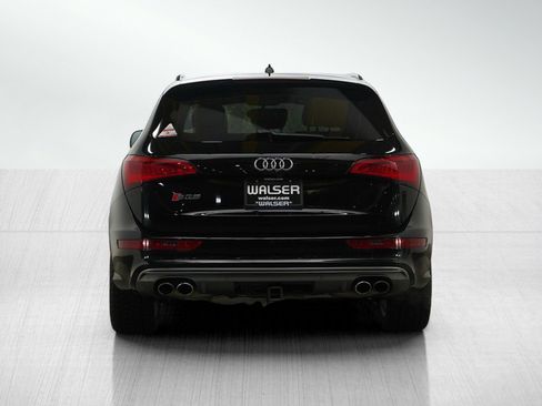 Used 2017 Audi SQ5 Premium Plus w/ Technology Package image 4