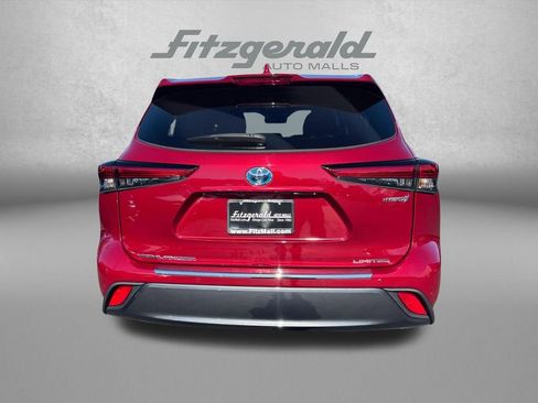 Used 2022 Toyota Highlander Limited image 6