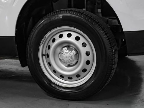 Used 2022 Ford Maverick XL image 49