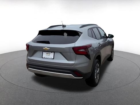 Used 2025 Chevrolet Trax LT image 15