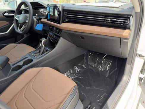 New 2026 Volkswagen Jetta SEL image 10