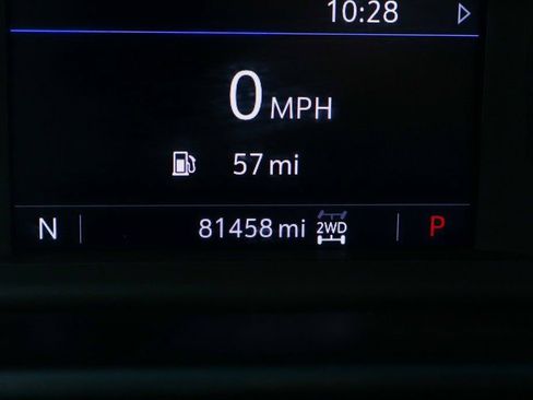 Used 2022 Chevrolet Silverado 2500 LT w/ Convenience Package image 28