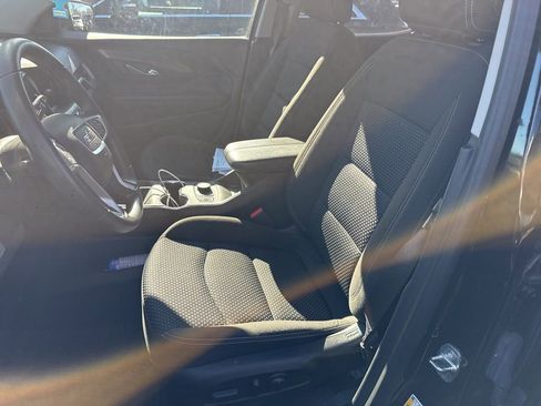 Used 2022 GMC Terrain SLE w/ Driver Convenience Package image 7