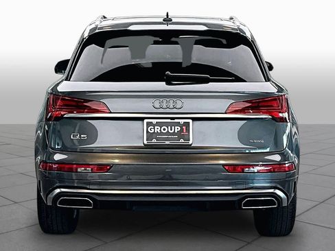 Used 2023 Audi Q5 2.0T Premium w/ Convenience Package AWD/4WD image 5