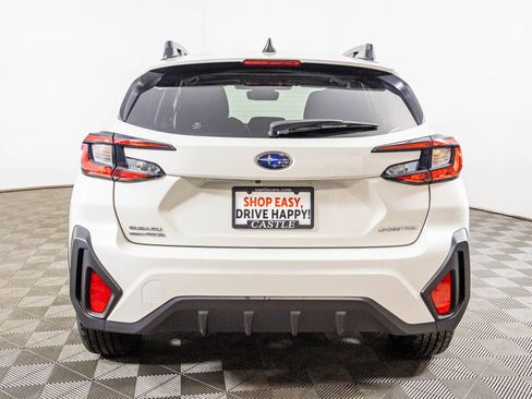 Used 2025 Subaru Crosstrek 2.0i Premium image 17