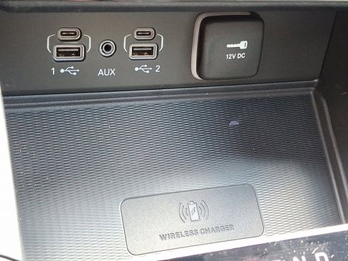 New 2025 Jeep Grand Cherokee L Altitude image 16