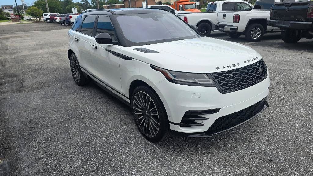 Used 2019 Land Rover Range Rover Velar R-Dynamic SE AWD/4WD image 3