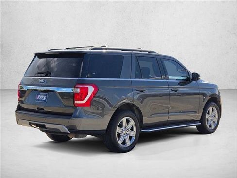 Used 2019 Ford Expedition XLT w/ Equipment Group 202A RWD image 5
