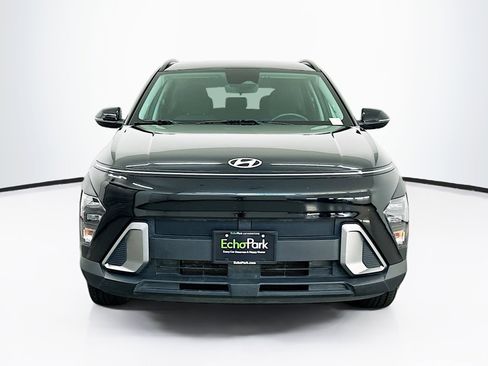 Used 2025 Hyundai Kona SEL image 2