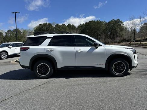New 2026 Nissan Pathfinder Rock Creek AWD/4WD image 9