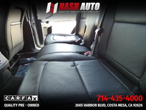 Used 2017 Ford Explorer XLT w/ Equipment Group 202A FWD image 42