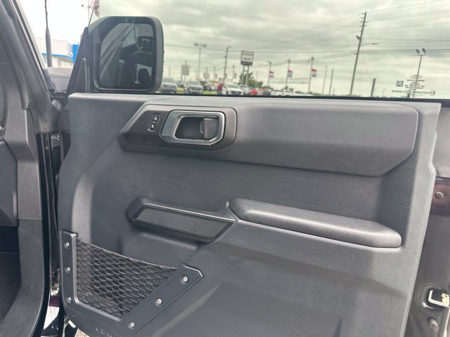 Used 2025 Ford Bronco 4-Door AWD/4WD image 11