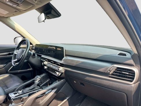 Certified 2023 Kia Telluride S w/ S Sunroof Package AWD/4WD image 34