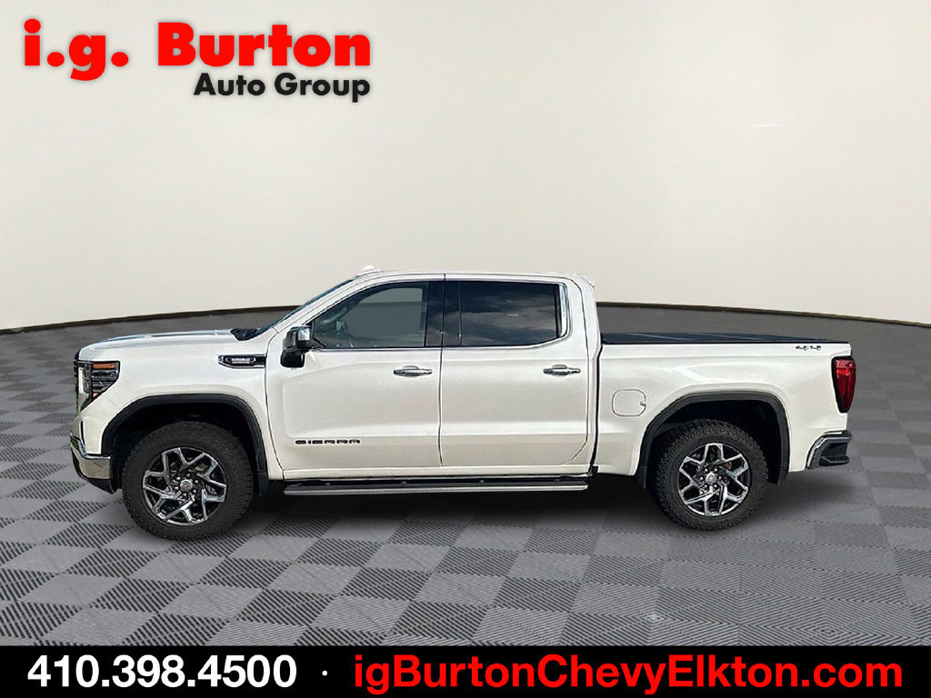Used 2023 GMC Sierra 1500 SLT w/ SLT Convenience Package AWD/4WD image 4