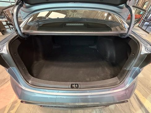 Used 2020 Toyota Corolla SE image 43